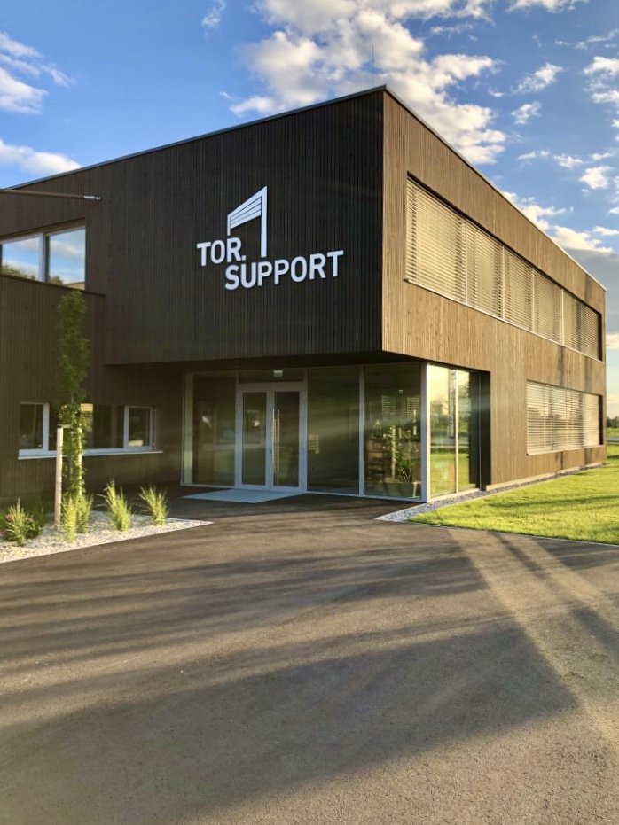 Bürogebäude Tor.support